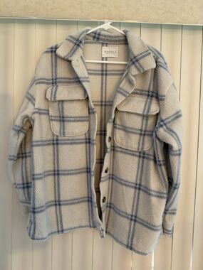 Angels Fleece Jacket Button Up Shacket Style Cozy Plaid Coat Beige/White & Blue